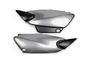 Tampa Lateral Pintada (Par) Titan 2000 (Prata 02/03)